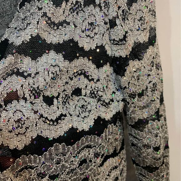 𝅺WOMAN’S formal cardigan. Black and silver. Size medium. Excellent condition. - Picture 3 of 8